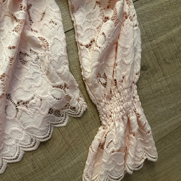 Free People Olivia Lace Top in Light Pink size large - Picture 9 of 12